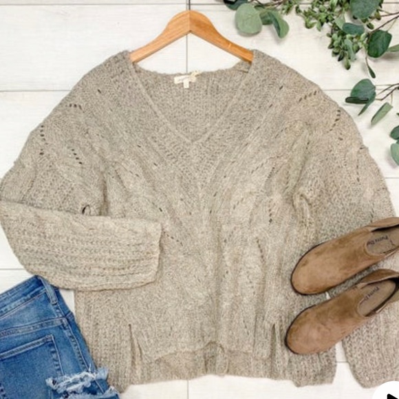 Hem & Thread Sweaters Nwthem Thread Oatmeal V Neck Sweater Detailed
